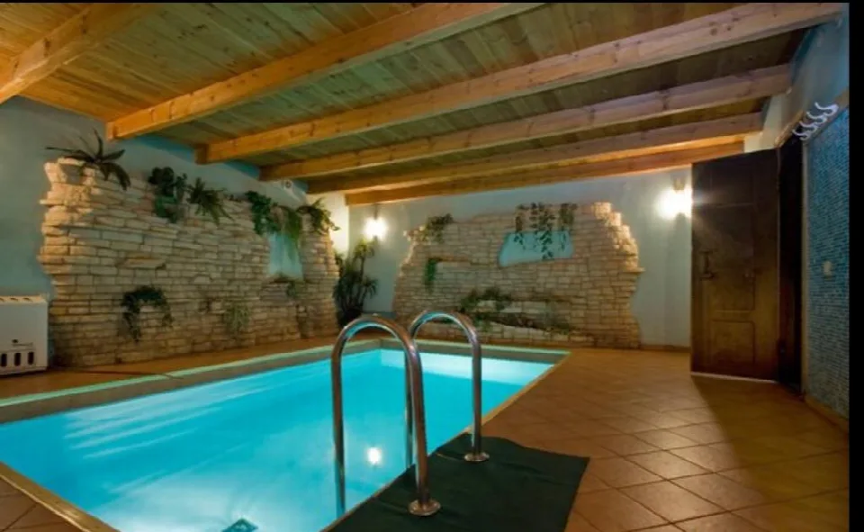 Sauna & leisure